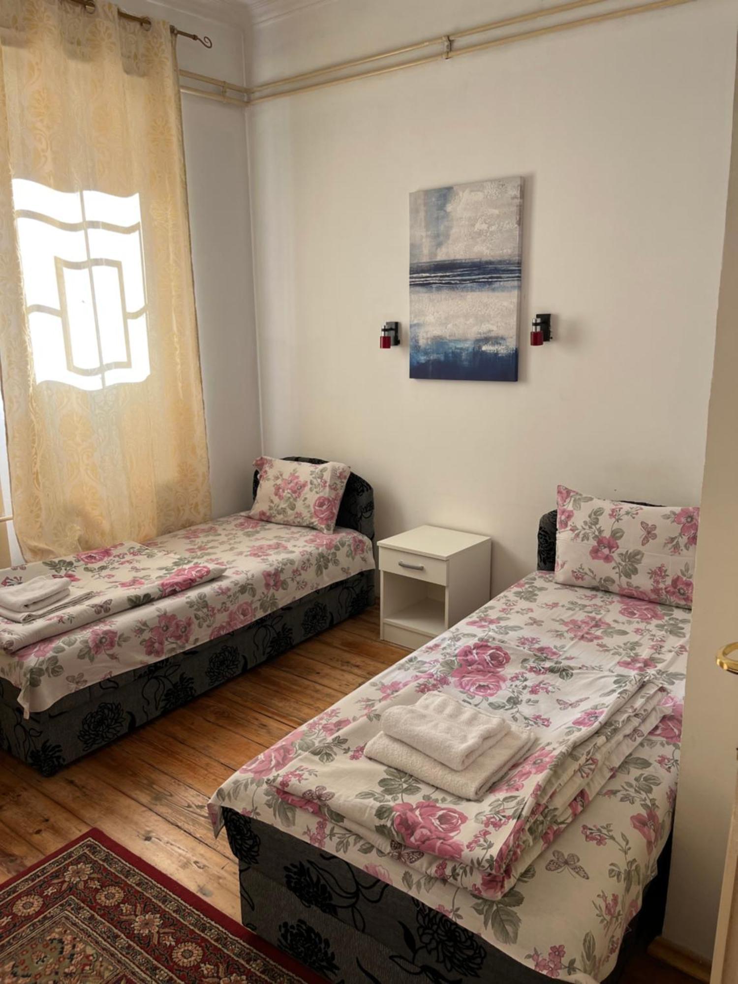 Sobe Sa Sopstvenim Kupatilom Private Rooms Bathroom In Center Novi Sad Eksteriør billede